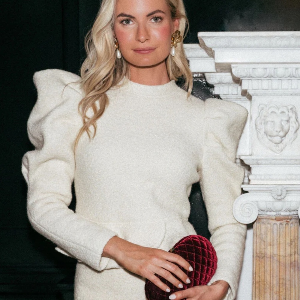 Tuckernuck HYACINTH HOUSE Cream Pia Peplum Sweater Size XS